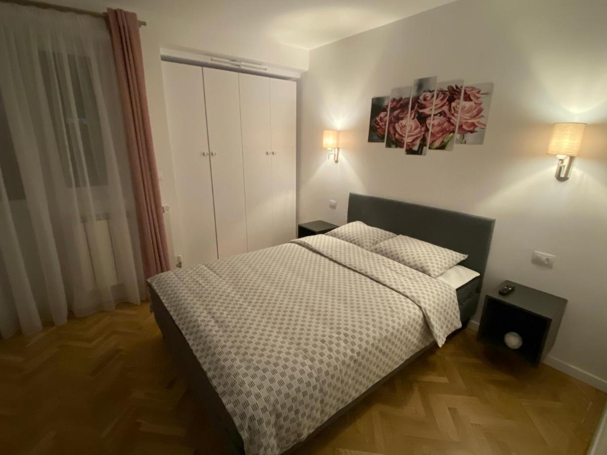 Center Loft Daire Buzău Dış mekan fotoğraf